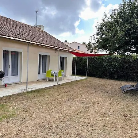 Casa de Férias 100 M De La 100 Du Bourg Des Moutiers En Retz *