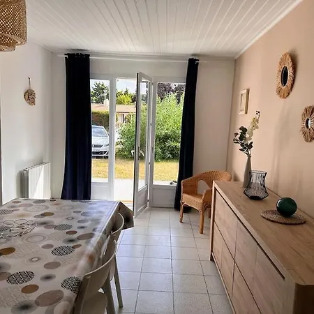 بيت للعطل 100 M De La 100 Du Bourg Des Moutiers En Retz Les Moutiers