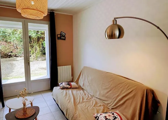 100 M De La 100 Du Bourg Des Moutiers En Retz *