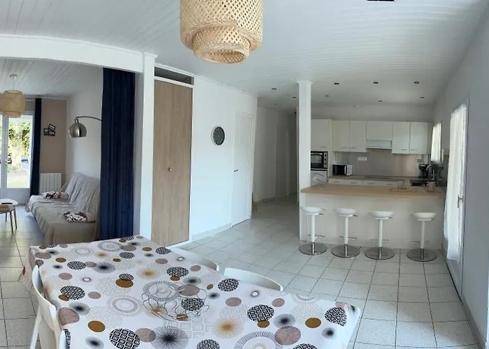 Σπίτι διακοπών 100 M De La 100 Du Bourg Des Moutiers En Retz